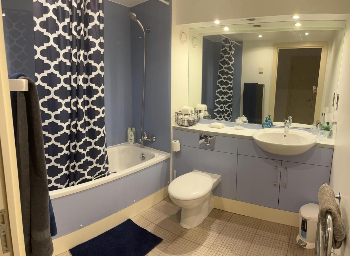 Habitación en casa particular Large And Private Bathroom Londres